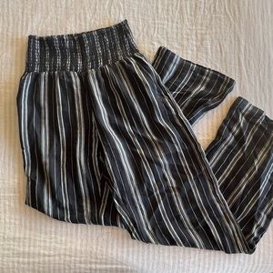 Billabong beach pants
